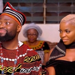 Daphné amoureuse ! Elle fait des déclarations à son homme sur internet